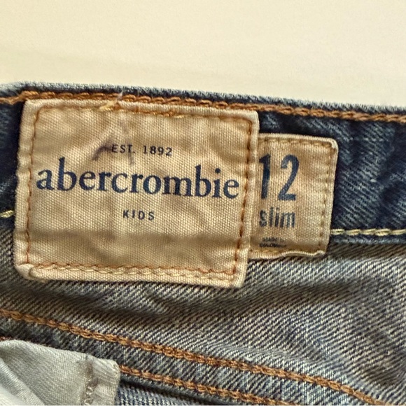 Abercrombie & Fitch boys blue jean boys size 12 slim  button fly prewashed - Picture 8 of 9